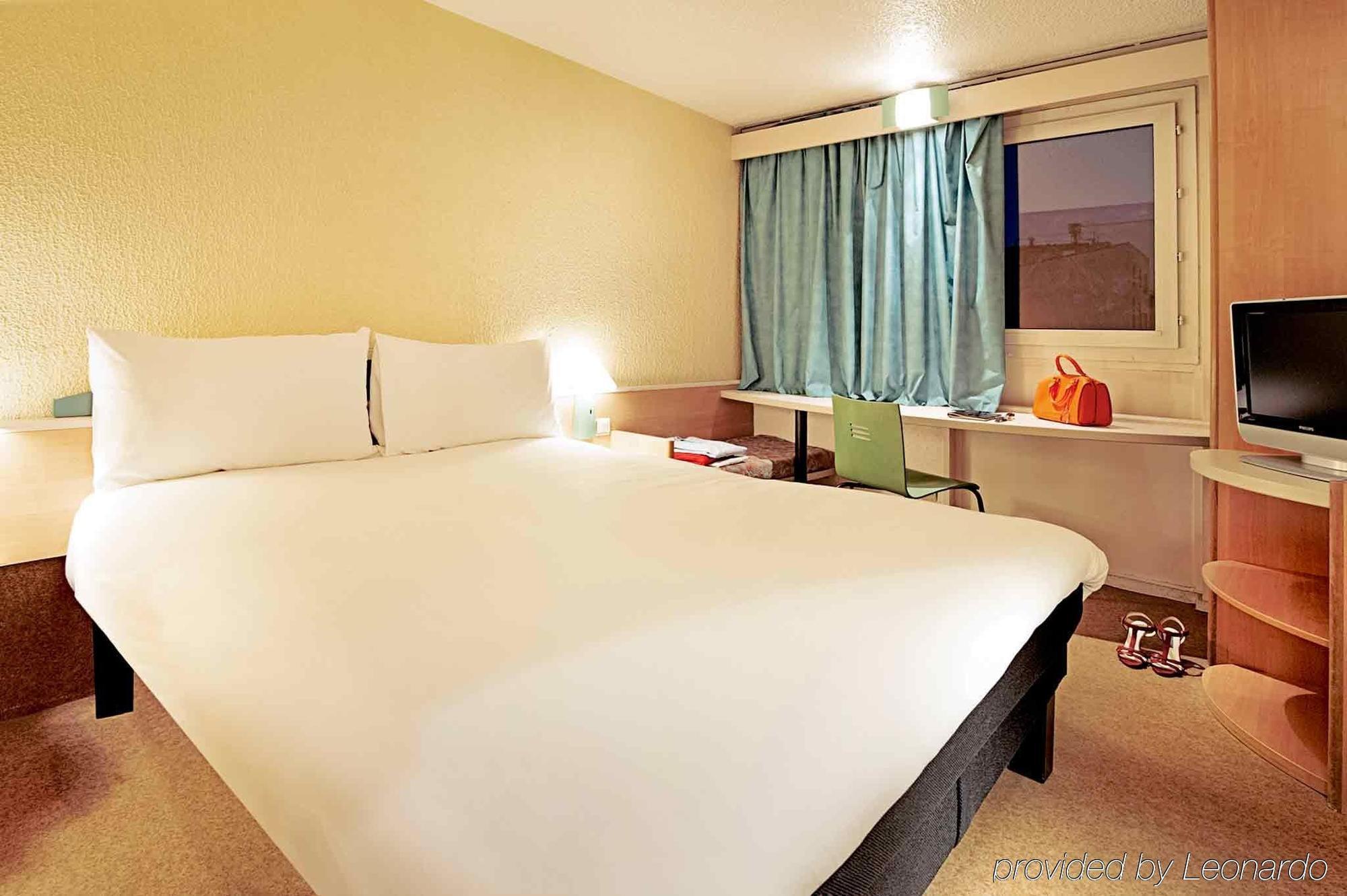 Ibis Styles Dinan Centre Ville Kültér fotó