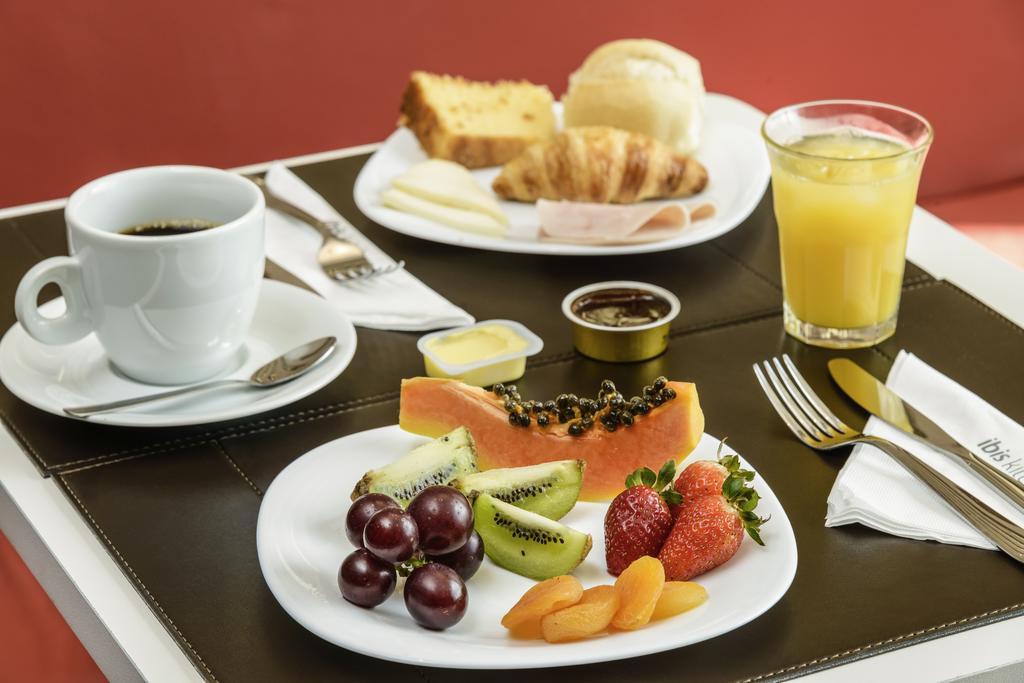 Ibis Styles Dinan Centre Ville Kültér fotó