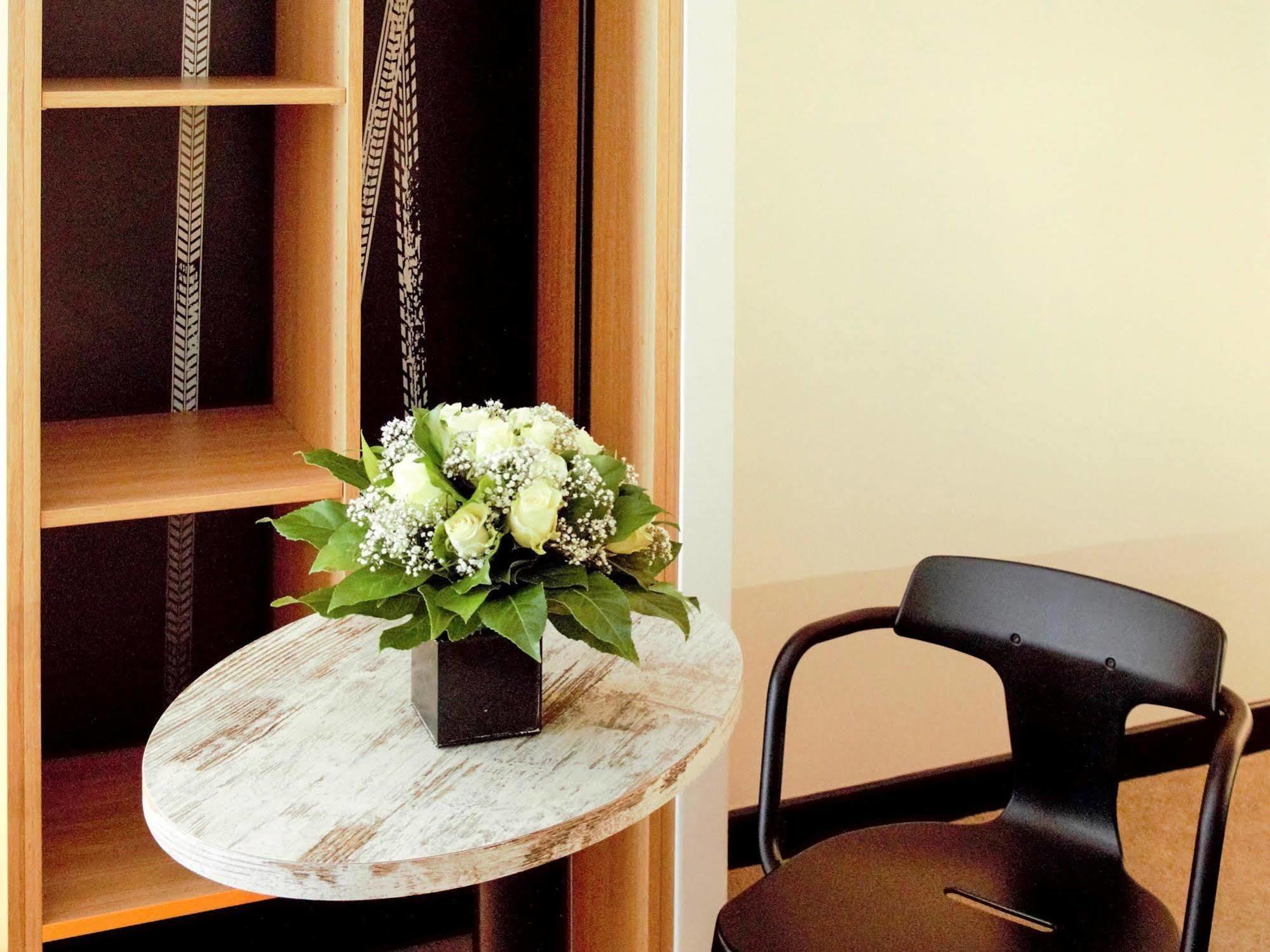 Ibis Styles Dinan Centre Ville Kültér fotó
